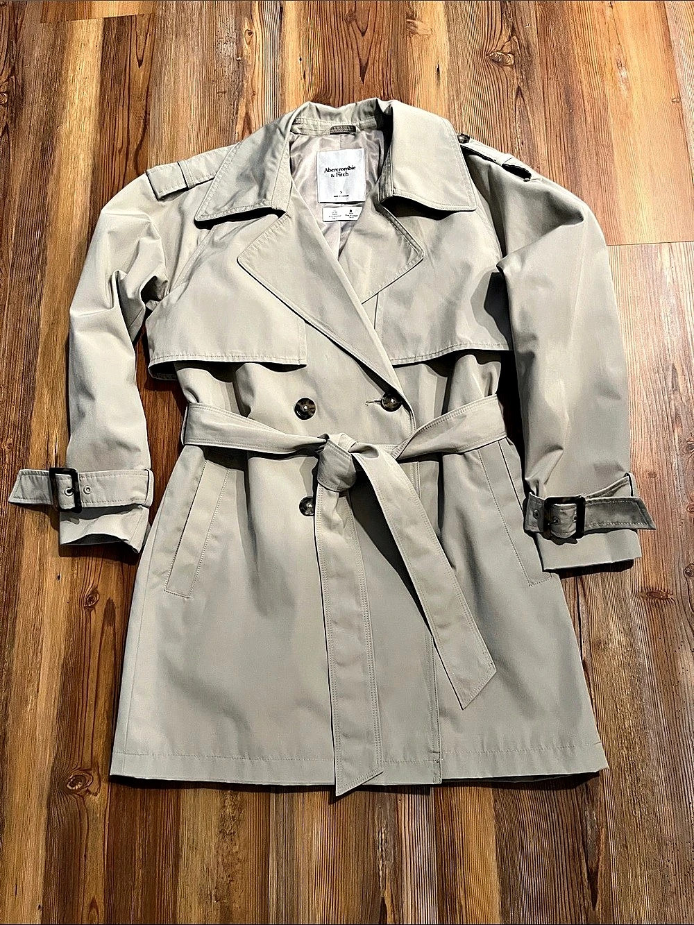 Abercrombie & Fitch Classic Short khaki Trench Coat Small